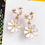 Temperament beautiful flowers stud earrings fashion metal stud earrings female white sunflower flowers stud earrings for woman