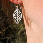 2019 new beautiful metal hollow leaf earrings small fresh Korean   simple